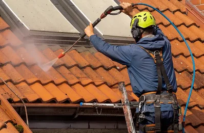 Démoussage et hydrofuge de toiture à Raslay